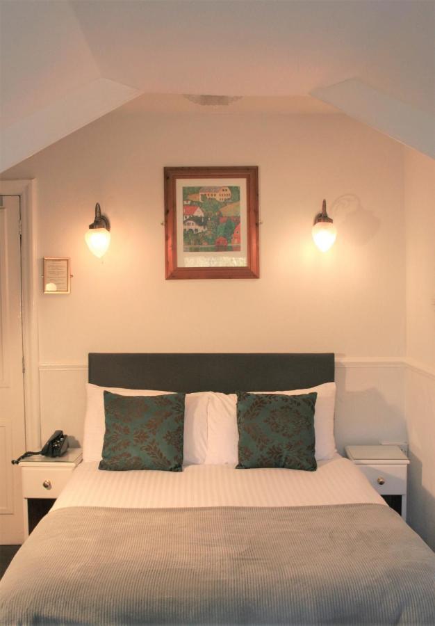 The Telstar Bed & Breakfast Exeter Ngoại thất bức ảnh