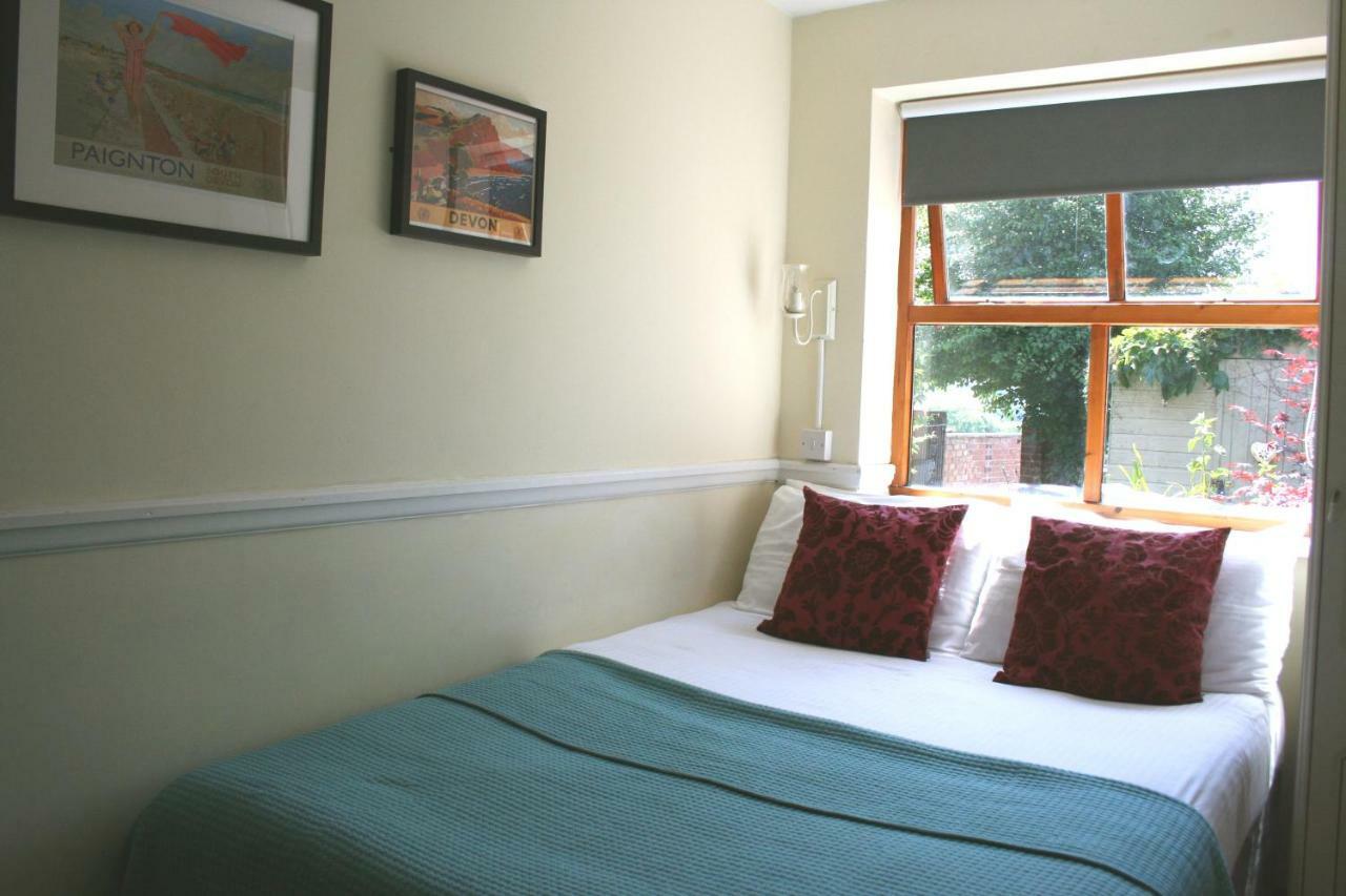 The Telstar Bed & Breakfast Exeter Ngoại thất bức ảnh