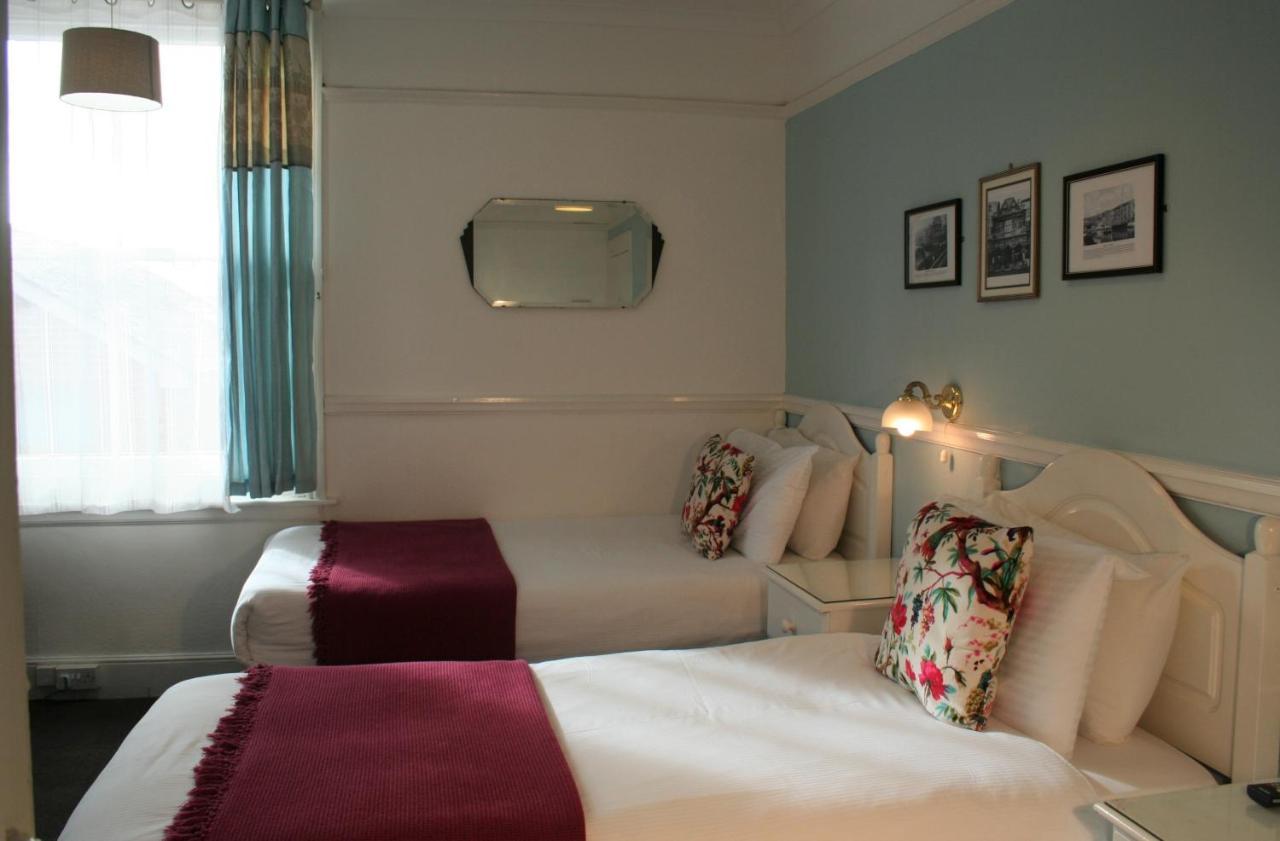 The Telstar Bed & Breakfast Exeter Ngoại thất bức ảnh