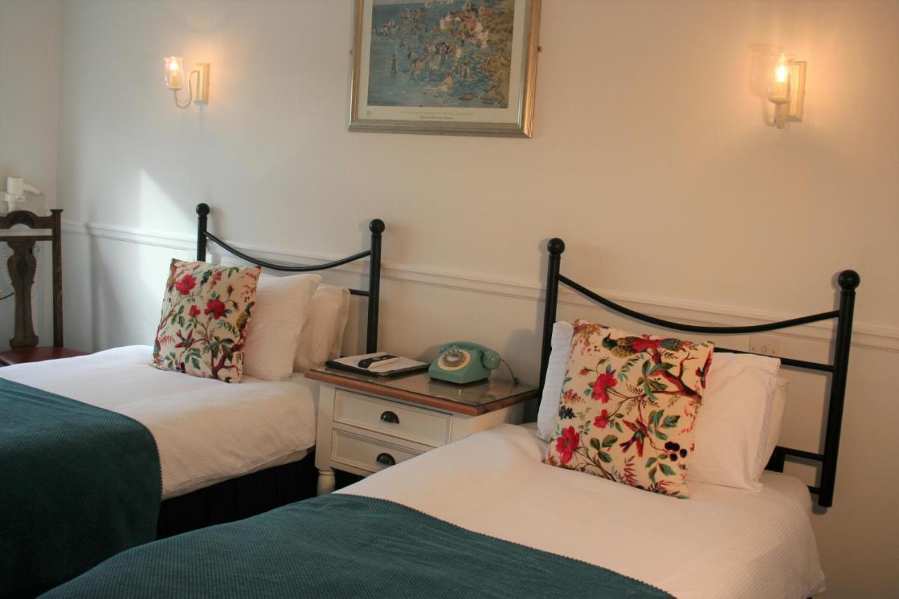 The Telstar Bed & Breakfast Exeter Ngoại thất bức ảnh